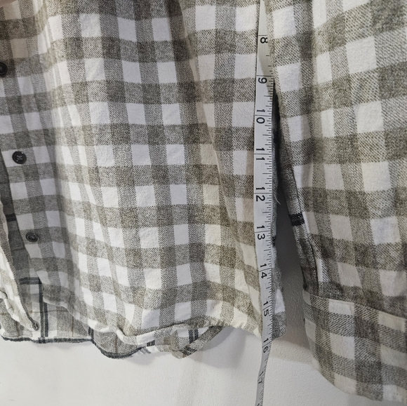 BKE Plaid Button Down Boyfriend Fit Long Sleeve Shirt! - Picture 4 of 5